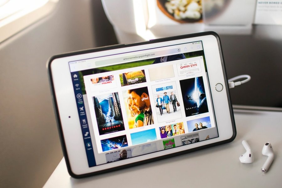 Alaska To Deploy Satellite WiFi on Regional Aircraft