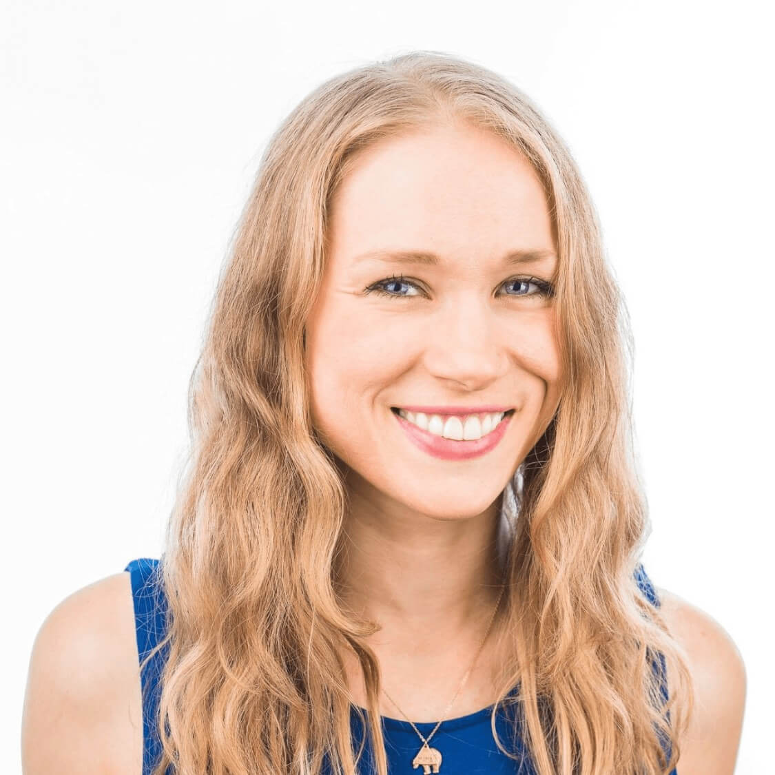 Ginny Roelant headshot