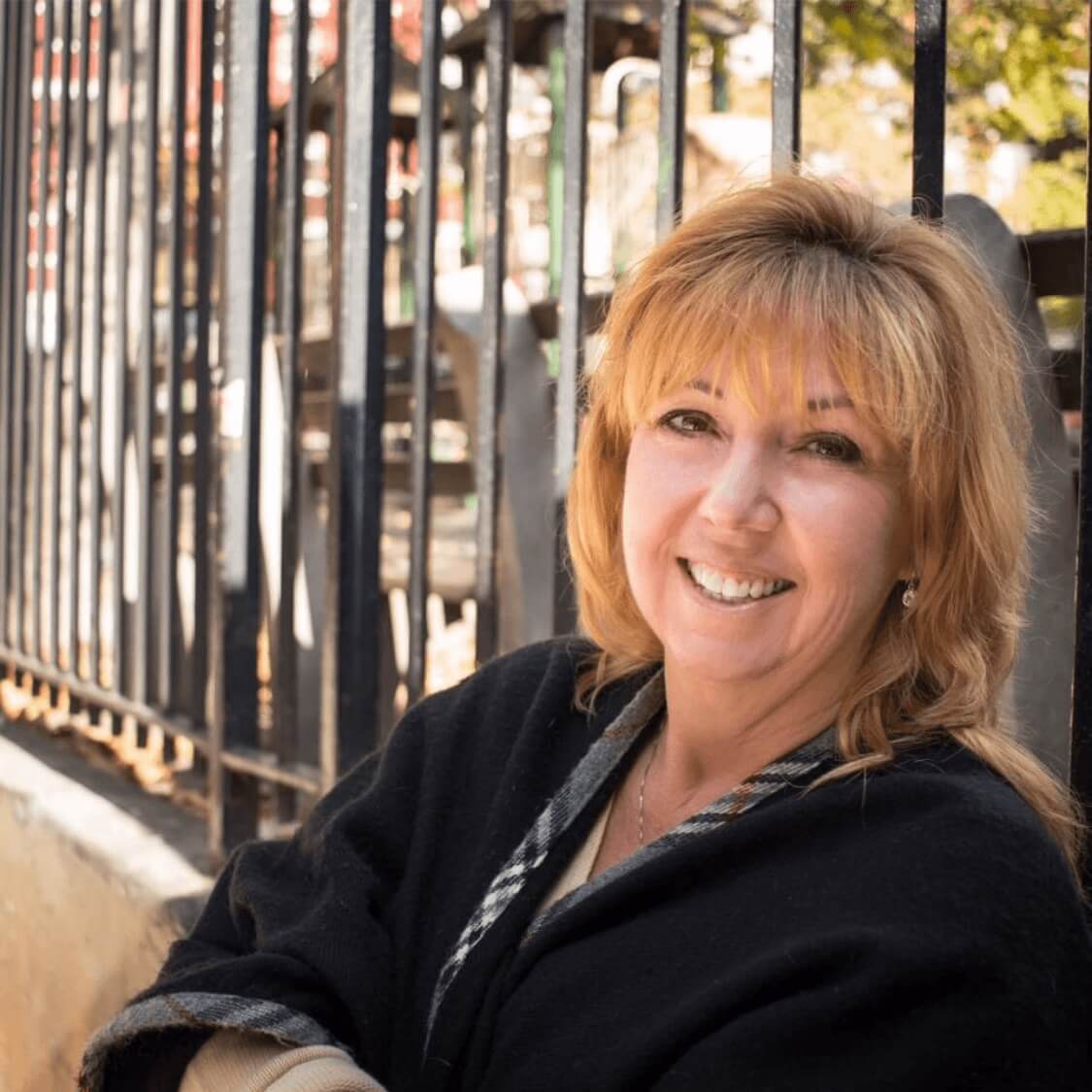 Kathy Kaden headshot